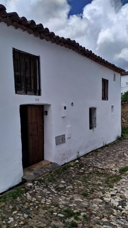 Monteperdido Villa Linares de la Sierra Exterior photo